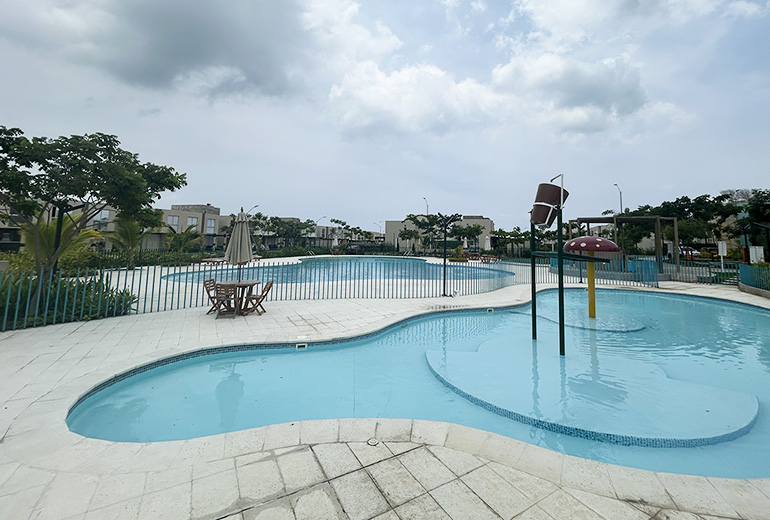 Piscina