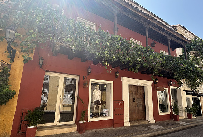 La Encantada