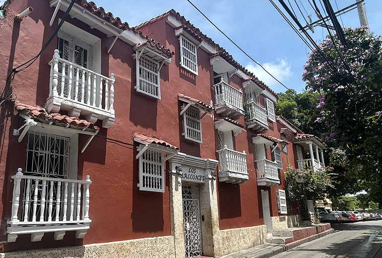 Los Balcones