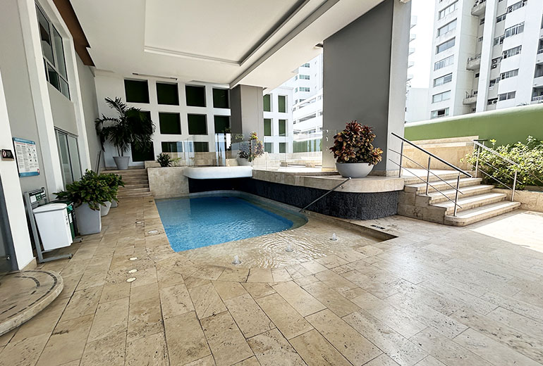 Piscina Ninos